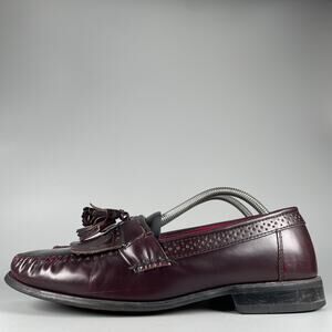 GH Bass & Co Men's 9.5 W Burgundy Leather Slip On Tassel Kilt Loafers Dress Shoe